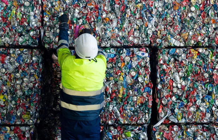 Centro de tratamiento de resiudos Las Lomas, en Madrid, que mejora la recuperación de materiales reciclables