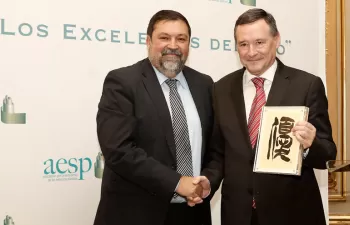 El Fondo de Solidaridad de Aigües de Barcelona, reconocido con el premio \"Excelentes del Año\"