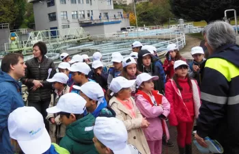 Casi 1.000 niños vigueses visitarán las instalaciones de Aqualia este curso escolar