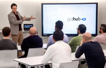 GOHub se une a School of AI para potenciar el talento y el conocimiento sobre inteligencia artificial