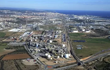 Aqualia construirá y gestionará la depuradora del polígono petroquímico de Tarragona