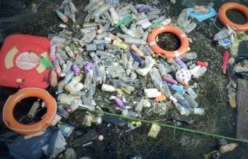 Analizan el transporte de la basura flotante en los océanos