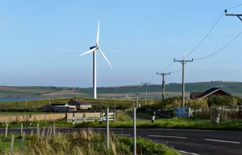 El MITECO busca identificar líneas de actuación que impulsen las energías sostenibles en las islas