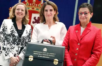 Teresa Ribera expresa su compromiso con la España que quiere tener oportunidades