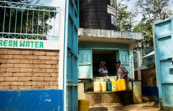 Acceso al agua, clave para contrarrestar la propagación de COVID-19 en barriadas